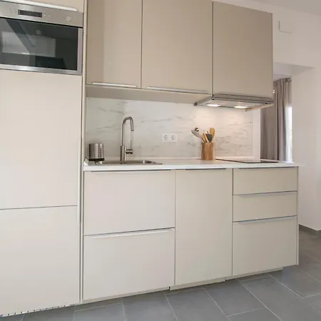 Acogedor Con Jardin En 1 * Denia
